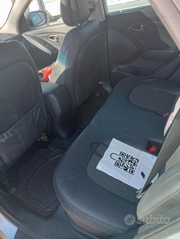 Usata Hyundai ix35 163 CV (119 kW) 2015 Grigio SUV