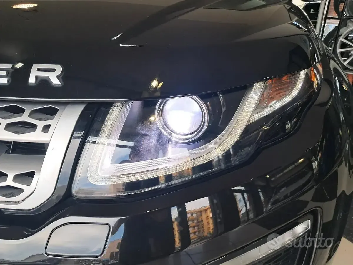 Usata Land Rover Range Rover evoque SE 150 CV (110 kW) 2018 Nero SUV