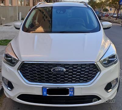 Usata Ford Kuga Vignale 150 CV (110 kW) 2018 Bianco SUV