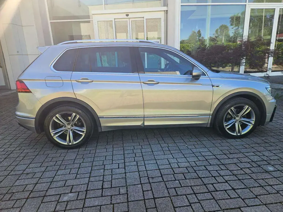 Usata VW Tiguan Sport 150 CV (110 kW) 2019 Grigio medio SUV