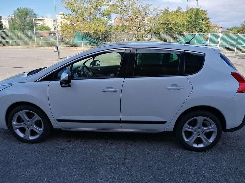 Usata Peugeot 3008 Outdoor 109 CV (80 kW) 2011 Monovolume
