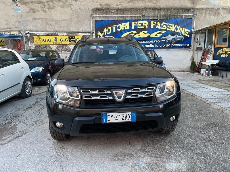 Usata Dacia Duster Lauréate 110 CV (80 kW) 2015 Nero SUV