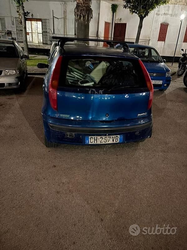 Usata Fiat Punto 2003 Blu Utilitaria