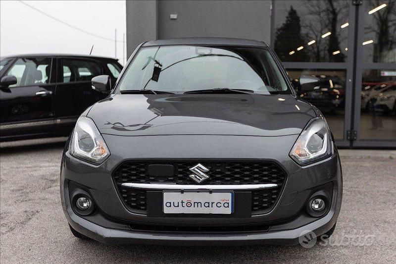 Usata Suzuki Swift 90 CV (66 kW) 2021 Grigio Utilitaria