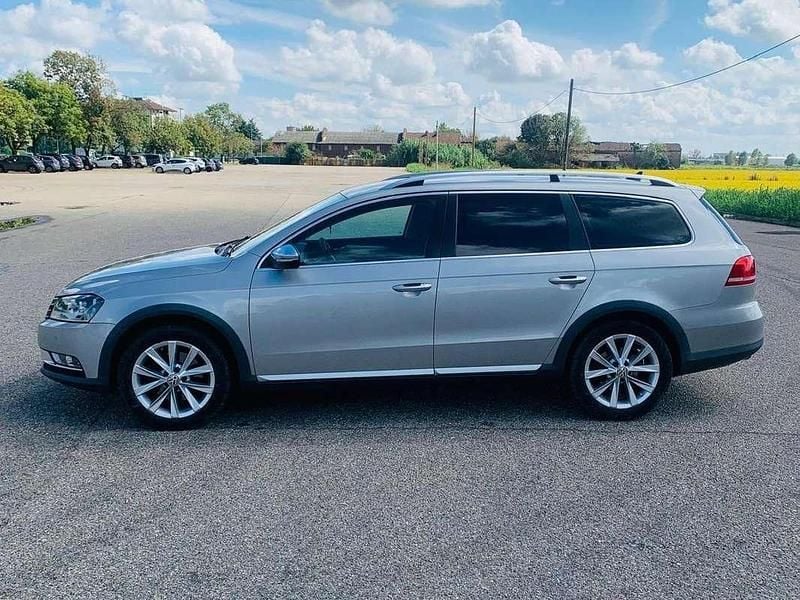 Grigio Usata 2012 VW Passat Alltrack Station wagon | 8700 € (Buon prezzo) - Immagine 1/4