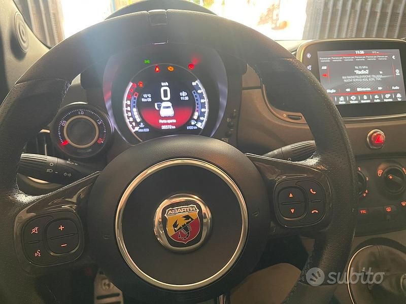 Usata Abarth 595 Competizione 180 CV (132 kW) 2020 Nero Utilitaria