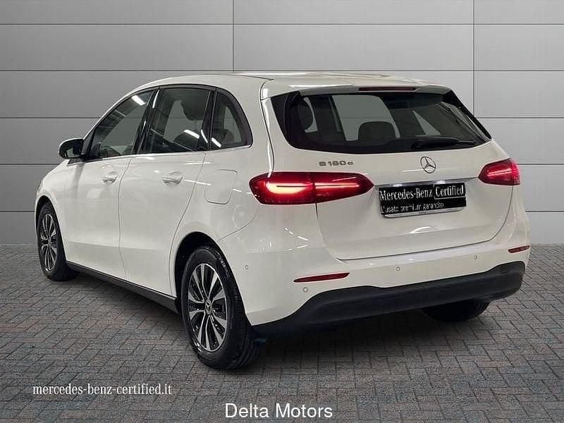 Usata Mercedes 180 Advanced 116 CV (85 kW) 2023 Bianco Berlina