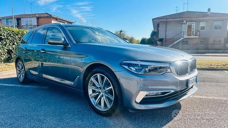 Usata BMW 520 Luxury Line 2019 Grigio Station wagon