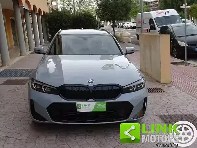 Occasion BMW 320e M Sport 190 PK (139 kW) 2024 Grijs Stationwagen