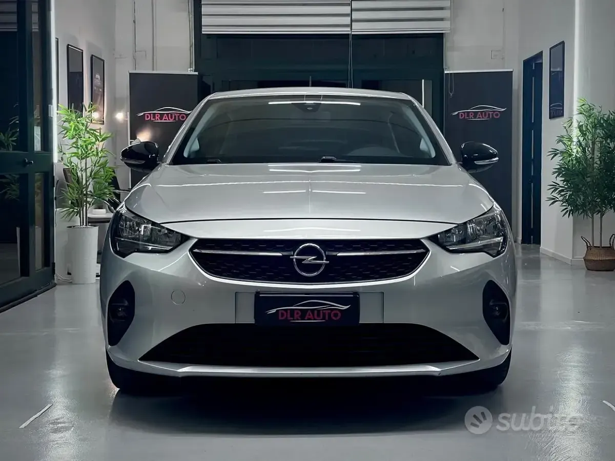 Usata Opel Corsa Edition 102 CV (75 kW) 2022 Grigio Utilitaria