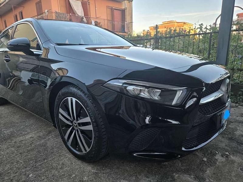 Usata Mercedes A180 Edition 116 CV (85 kW) 2022 Nero Berlina