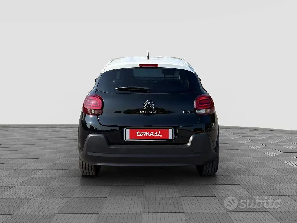 Usata Citroën C3 PureTech 83 CV (61 kW) 2022 Night black Utilitaria