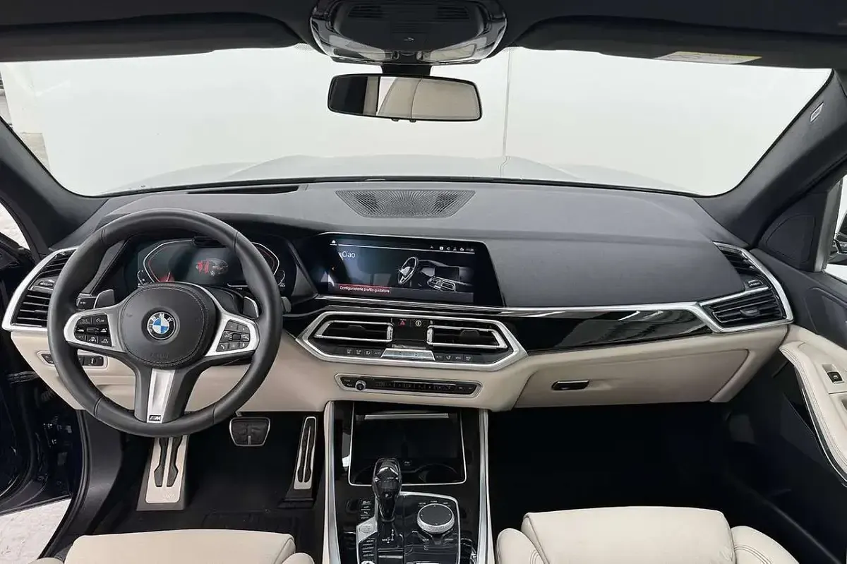 Usata BMW X5 M Sport 265 CV (194 kW) 2020 Tanzanite blu metallizzato SUV