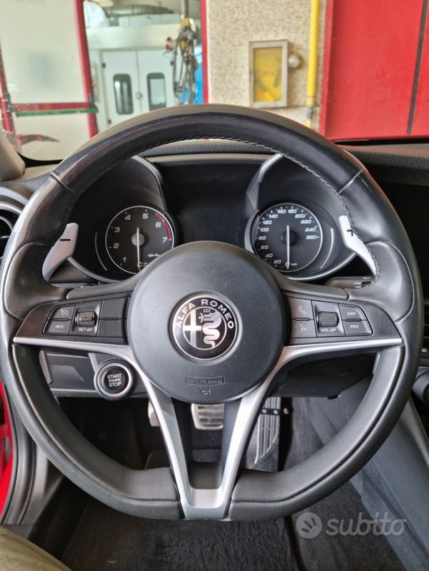 Usata Alfa Romeo Giulia Veloce 2017 Rosso Berlina