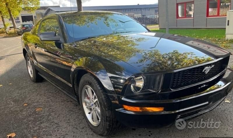 Usata Ford Mustang 2005 Nero Coupé