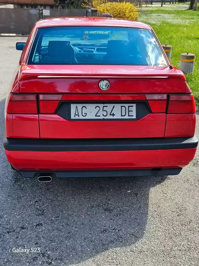 Usata Alfa Romeo 155 120 CV (88 kW) 1997 Rosso Berlina