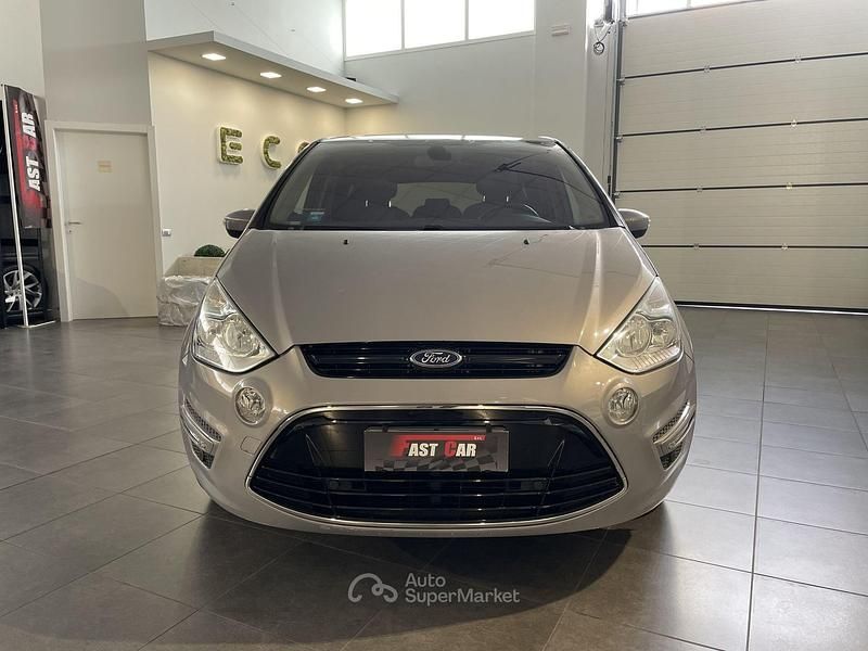 Usata Ford S-MAX Titanium 163 CV (119 kW) 2011 Grigio Monovolume