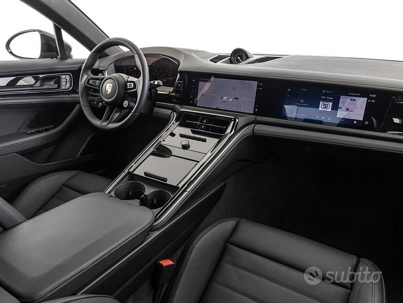Nuova Porsche Panamera 4 354 CV (260 kW) 2025 Nero Berlina