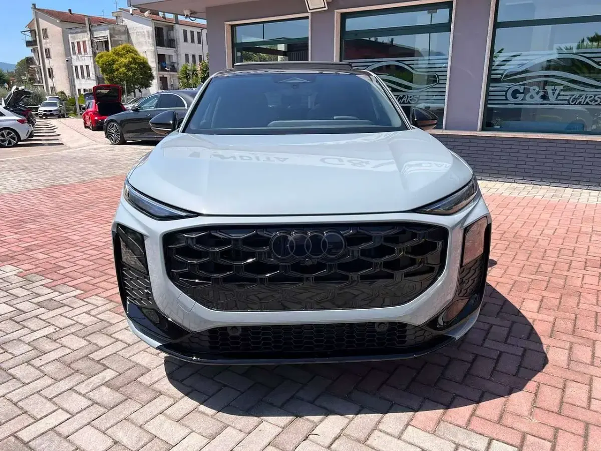 Nuova Audi Q3 Sportback S-Line 150 CV (110 kW) 2026 Freccia SUV