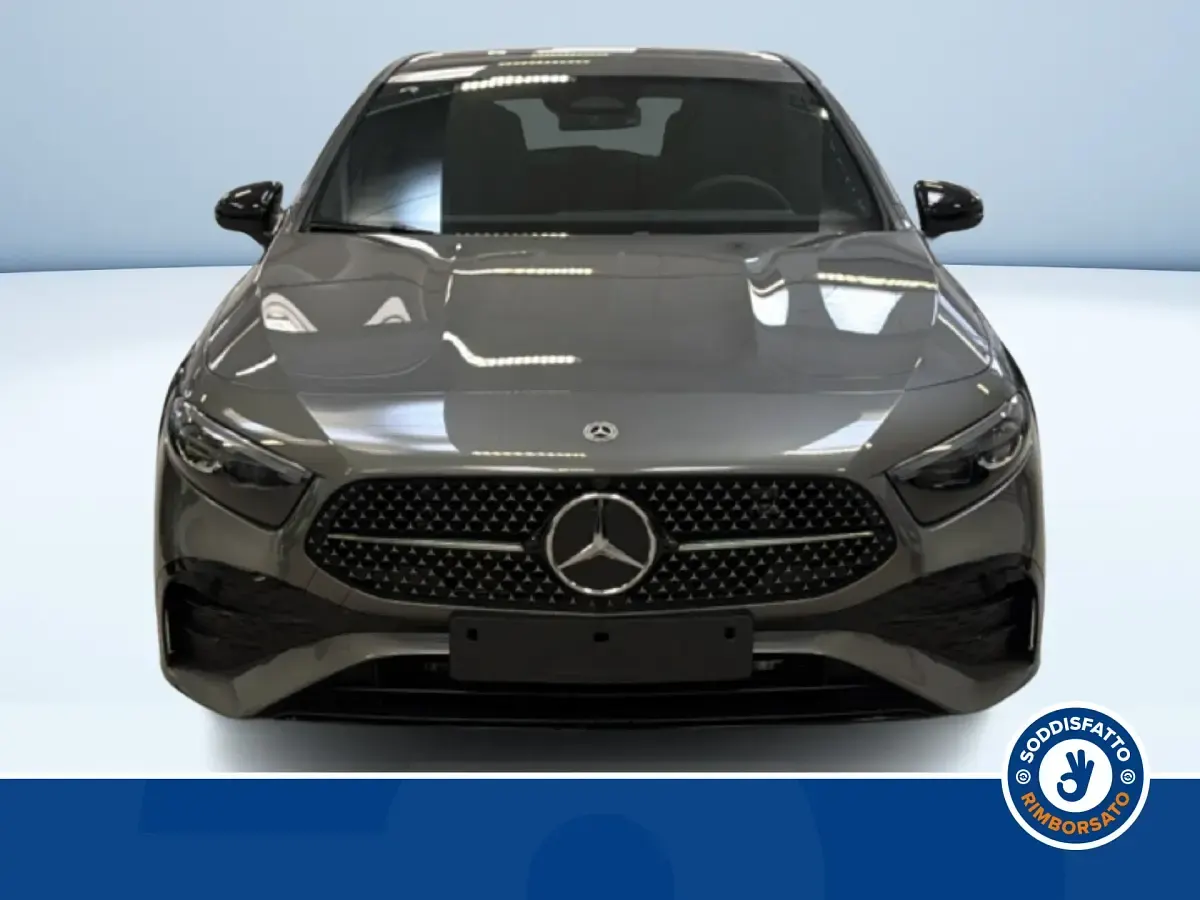 Nuova Mercedes A180 Advanced Plus 116 CV (85 kW) 2026 Grigio scuro metallizzato