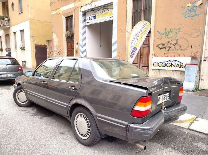 Usata Saab 9000 133 CV (97 kW) 1990 Grigio Berlina