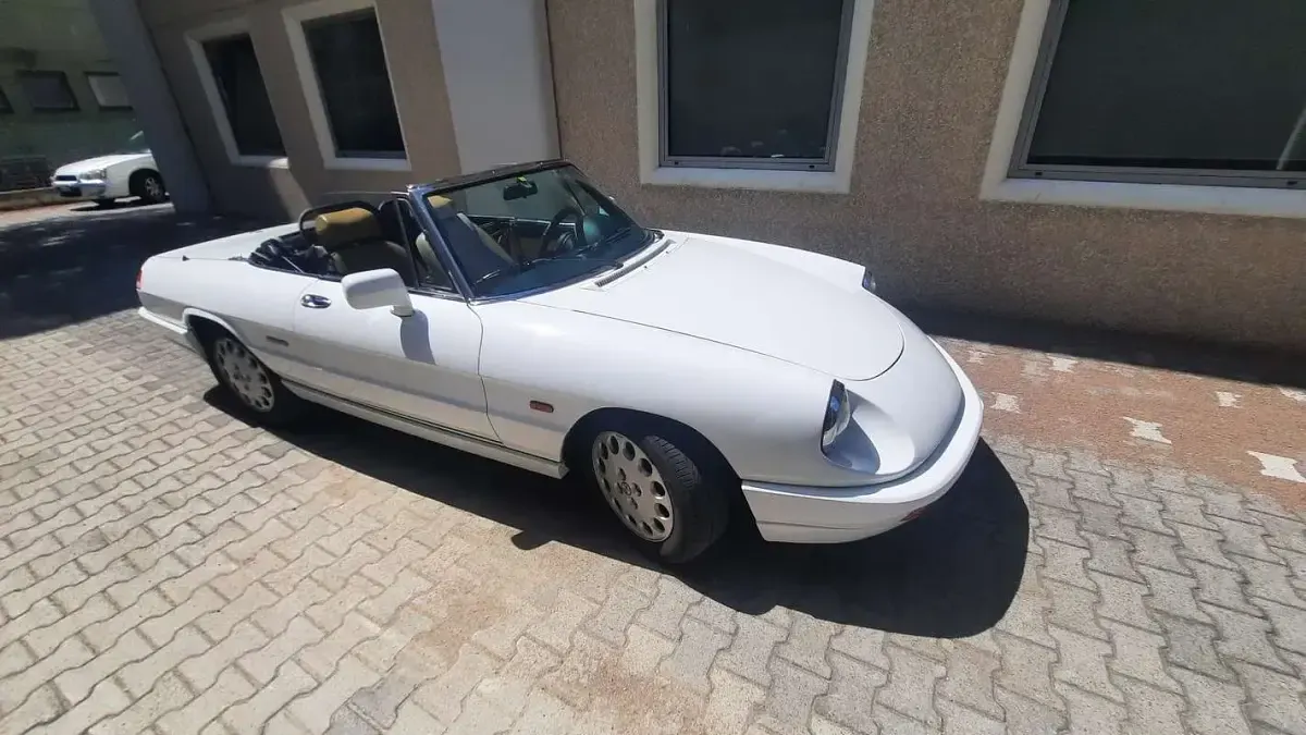 Usata Alfa Romeo Spider 122 CV (89 kW) 1992 Cabrio