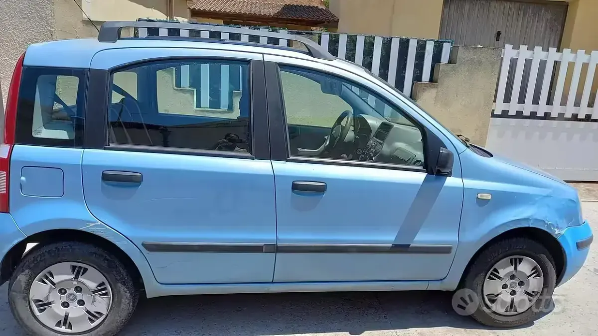 Usata Fiat Panda 60 CV (44 kW) 2003 Bluazzurro Utilitaria