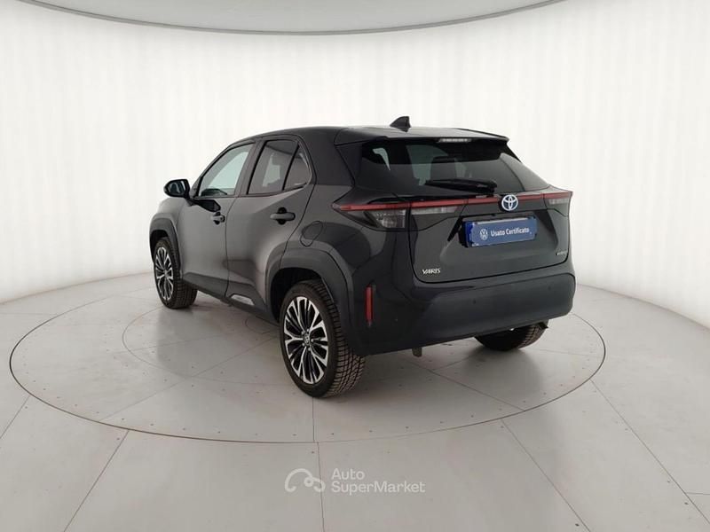 Usata Toyota Yaris Cross Lounge 116 CV (85 kW) 2022 Nero SUV