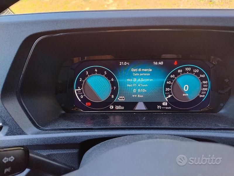Usata VW Caddy Life 114 CV (83 kW) 2024 Grigio Monovolume