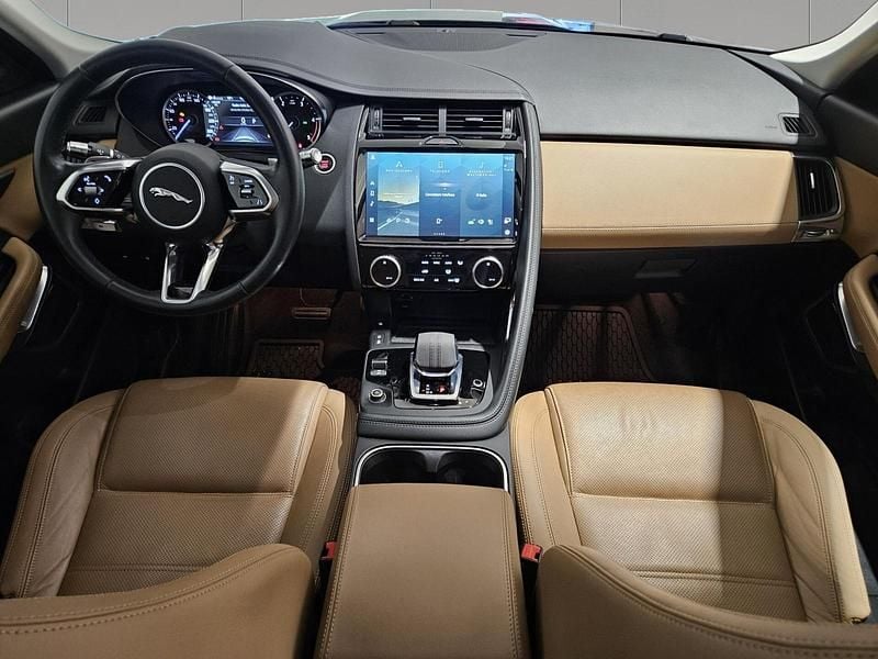 Usata Jaguar E-Pace SE 163 CV (119 kW) 2022 Santorini black SUV
