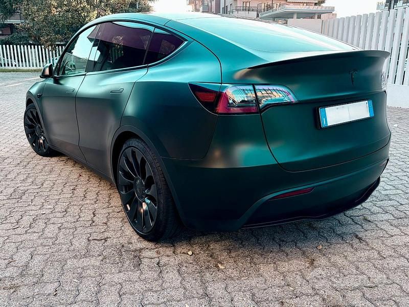 Usata Tesla Model Y Performance 392 kW (534 CV) 2023 Nero SUV