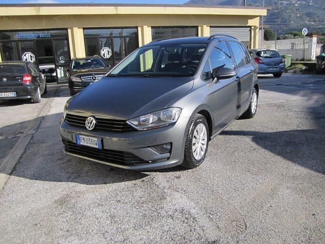 Usata VW Golf Sportsvan 89 CV (65 kW) 2018 Grigio Monovolume