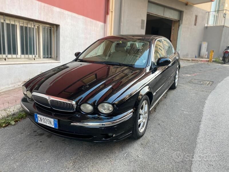 Usata Jaguar X-type Executive 131 CV (96 kW) 2004 Nero Berlina