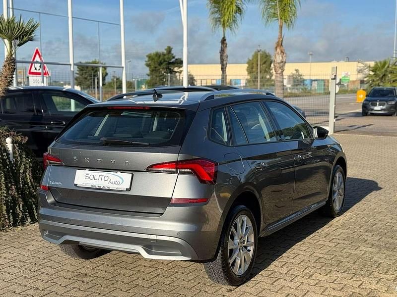 Usata Skoda Kamiq Style 110 CV (80 kW) 2022 Grigio SUV