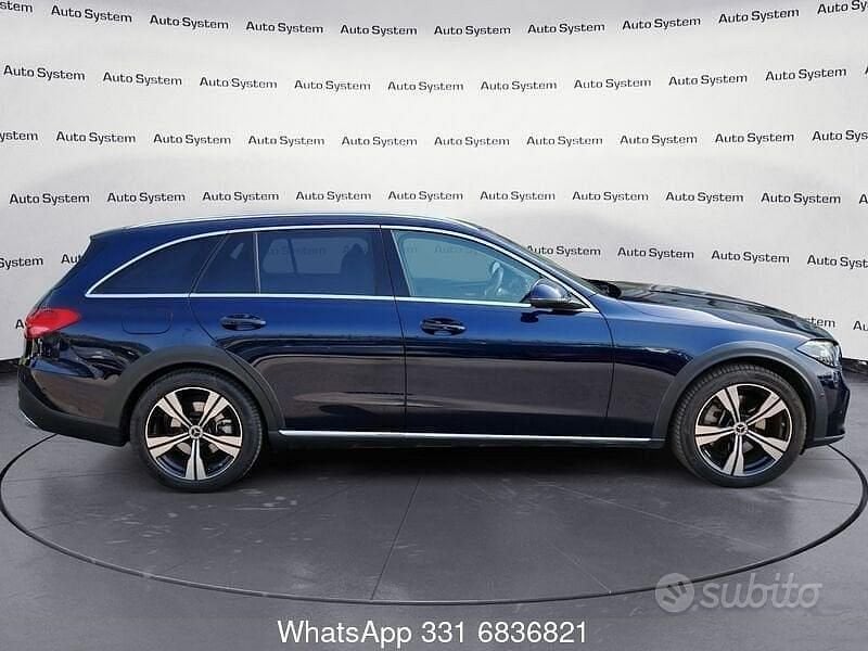 Usata Mercedes C220 Premium 200 CV (147 kW) 2022 Blu Station wagon