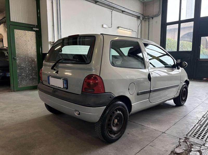 Usata Renault Twingo 58 CV (42 kW) 2003 Argento Utilitaria