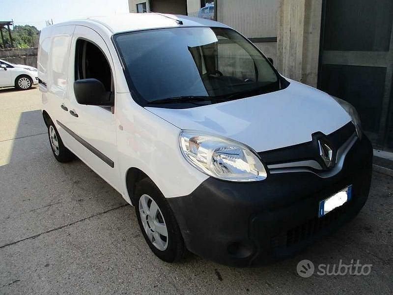 Usata Renault Kangoo SE 90 CV (66 kW) 2015 Bianco Monovolume
