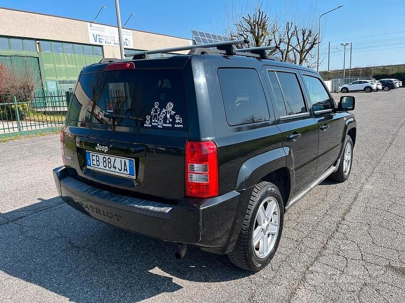 Usata Jeep Patriot Limited 174 CV (127 kW) 2011 Nero SUV