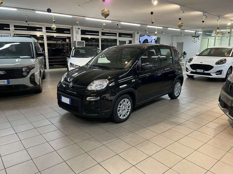 Nero Nuova 2024 Fiat Panda S Due volumi | 11.900 € - Immagine 1/4