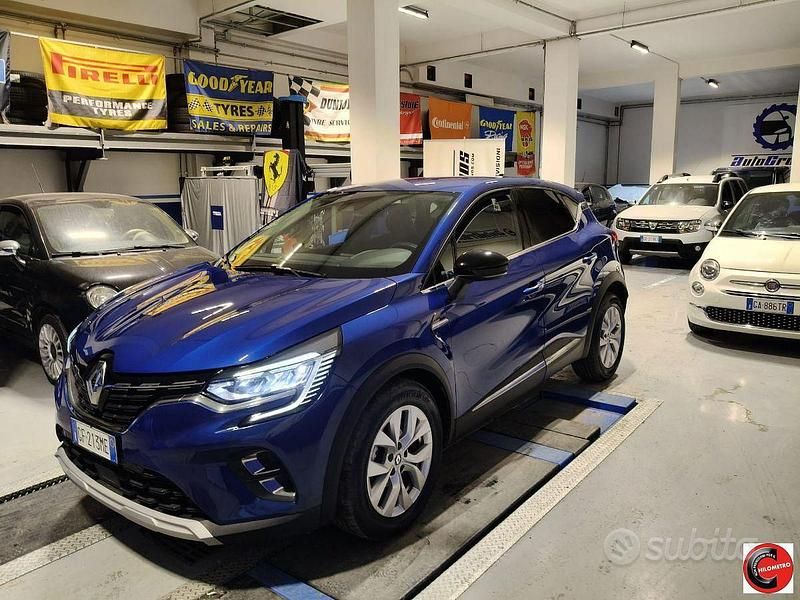 Usata Renault Captur Intens 101 CV (74 kW) 2021 Blu SUV