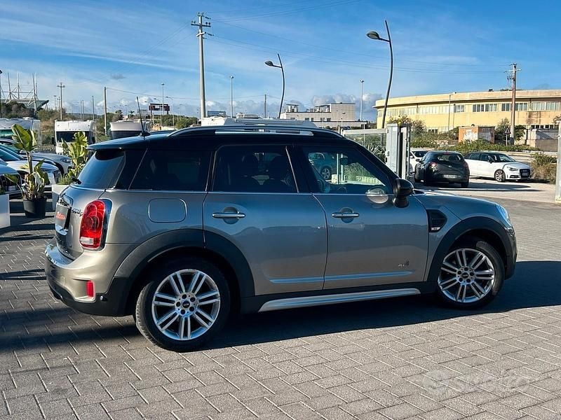 Usata Mini Cooper D Countryman 150 CV (110 kW) 2018 Grigio SUV