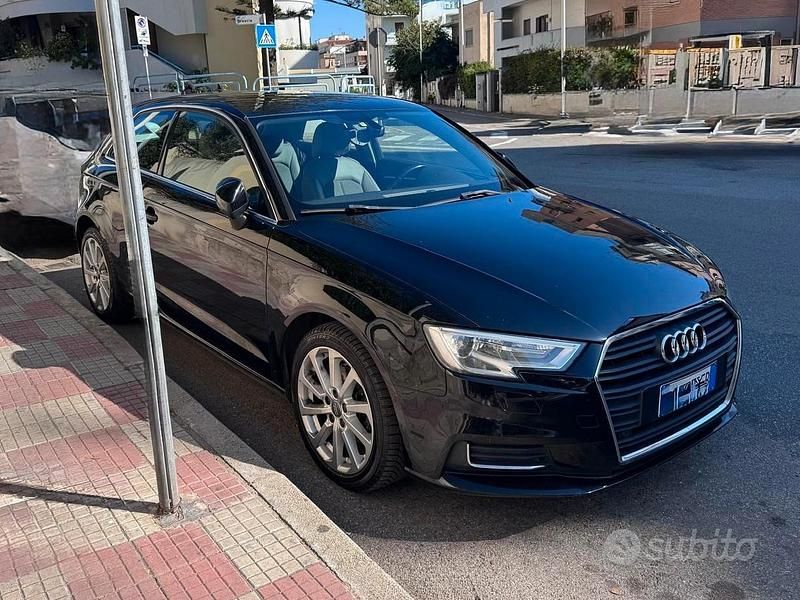 Usata Audi A3 Design 116 CV (85 kW) 2019 Nero Berlina