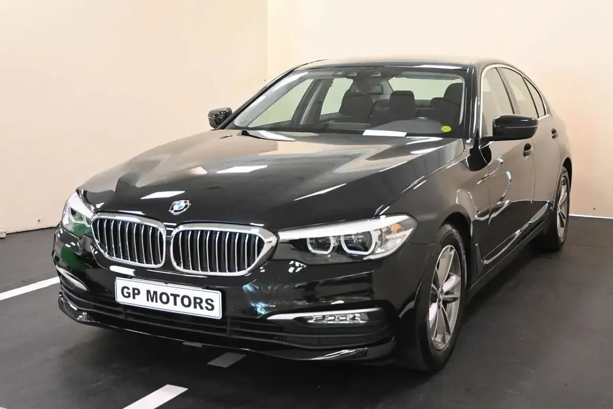 Usata BMW 520 190 CV (139 kW) 2017 Nero Berlina