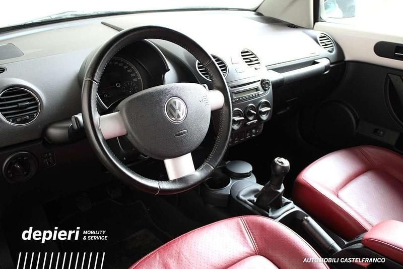 Usata VW New Beetle Cabriolet Edition 102 CV (75 kW) 2010 Bianco Cabrio