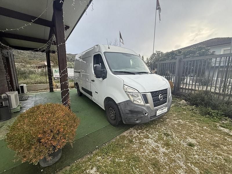 Usata Nissan NV400 150 CV (110 kW) 2012 Bianco Furgone