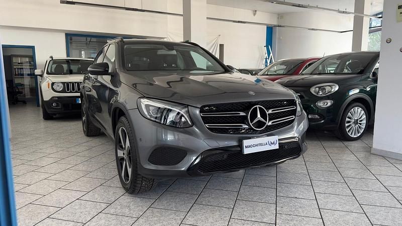 Usata Mercedes GLC250 Premium 203 CV (149 kW) 2017 Grigio Station wagon