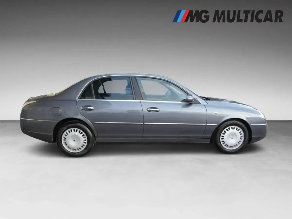 Usata Lancia Thesis 215 CV (158 kW) 2002 Grigio Berlina