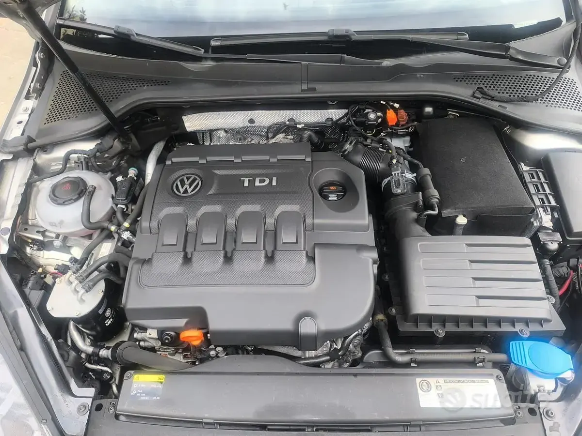 Usata VW Golf VII 105 CV (77 kW) 2013 Grigio Berlina