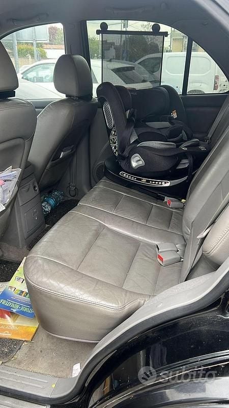 Usata Kia Sorento Active 170 CV (125 kW) 2009 Nero SUV