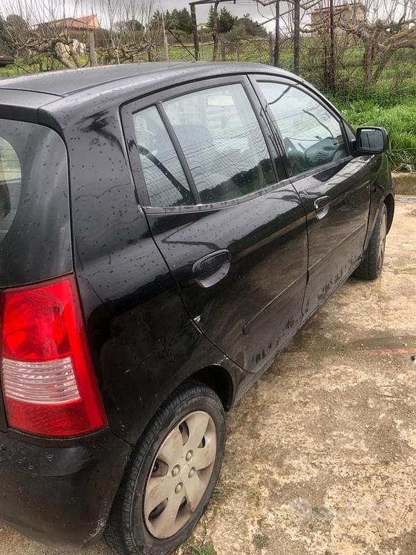 Usata Kia Picanto 2005 Nero Utilitaria